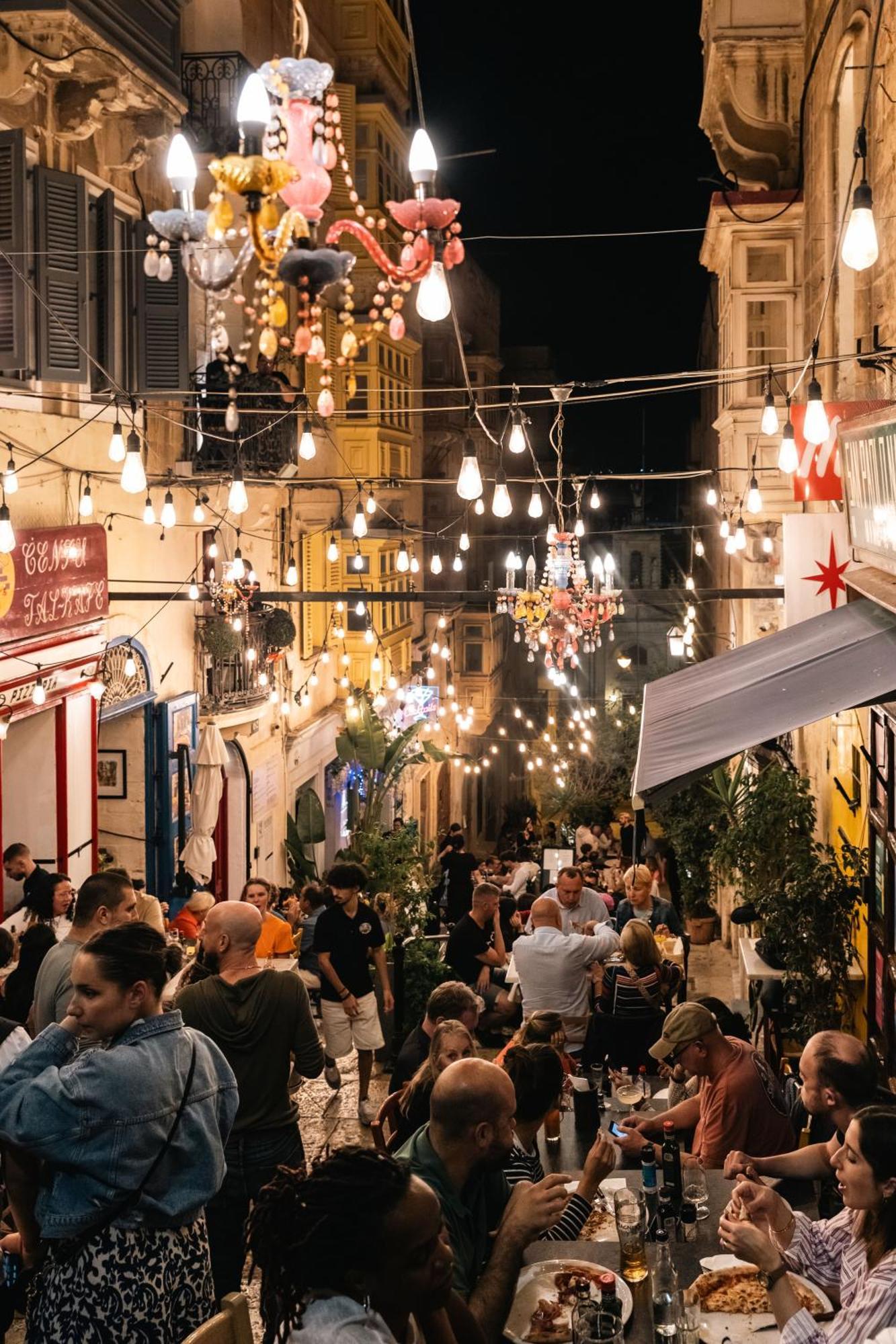 Valletta Waterfront 2 Beds Flat By Arcobnb Floriana Exterior foto
